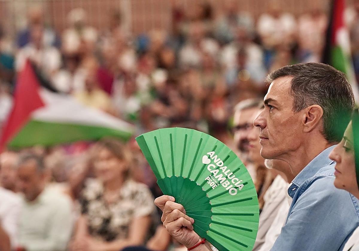 Pedro Sánchez muestra su «admiración» por las manifestaciones contra Israel en la carrera