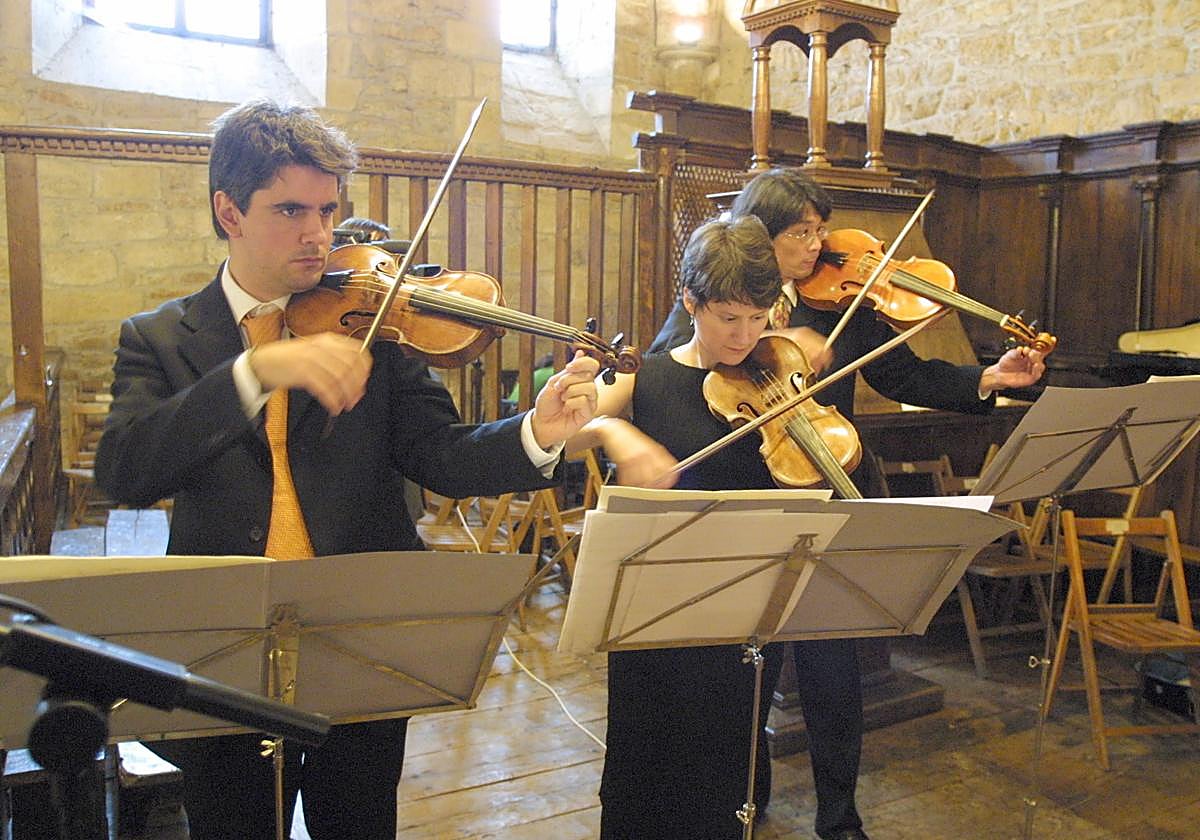 Un concierto en la Colegiata de Zenarruza.