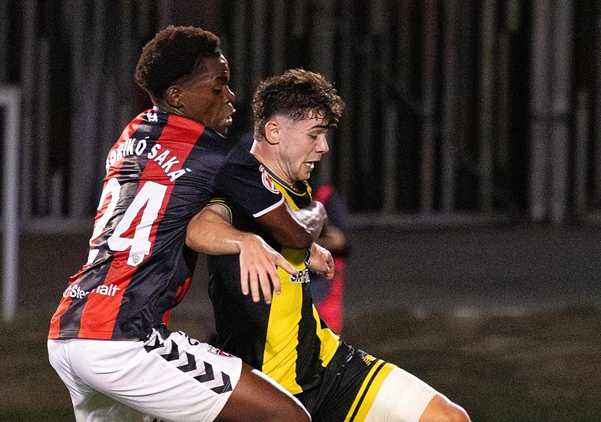 Los rojinegros sufrieron su primera derrota en el derbi de Lasesarre.