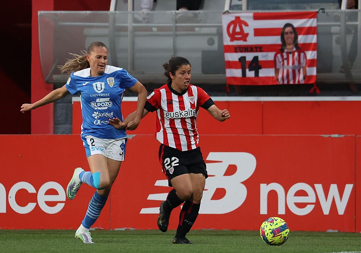 Ainize Barea en un partido ante el Alhama en 2023