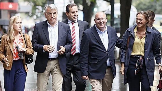 Génova quiere un PP vizcaíno reforzado frente al PNV tras el relevo de González