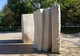 Aspecto que luce este miércoles la escultura.