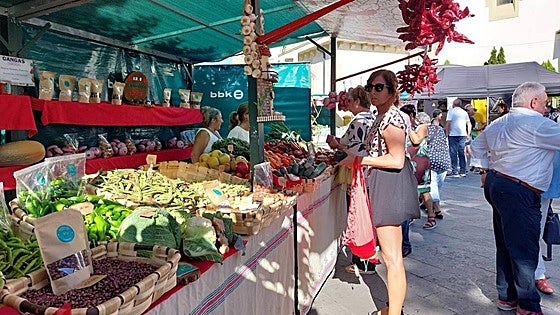 Zalla se prepara para su tradicional feria de Gangas