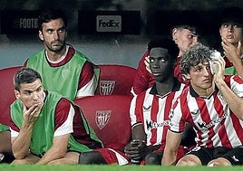 Unai Gómez se hizo una brecha ante el Arsenal y tuvo que retirarse.