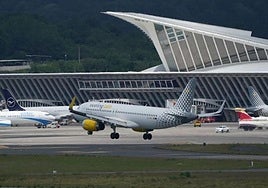 Aena plantea alargar 'La Paloma' por ambos extremos.