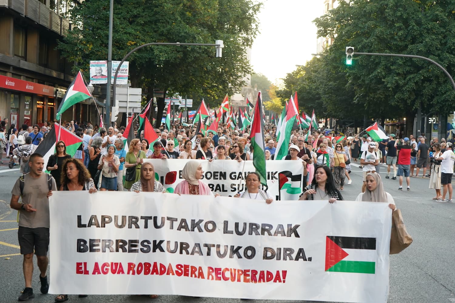 La manifestación contra el genocidio en Gaza, en imágenes