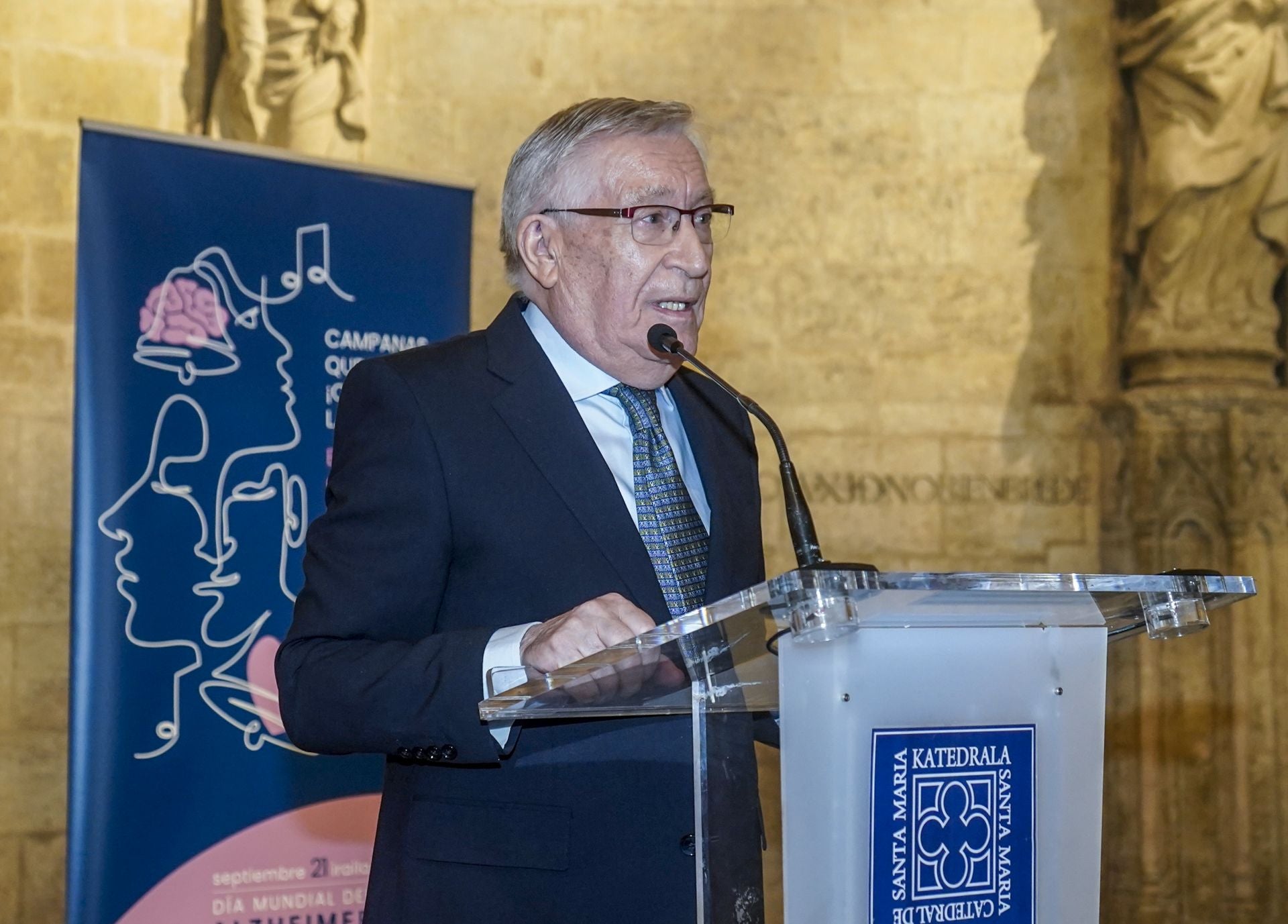 Miguel Ángel Echevarría durante su discurso.