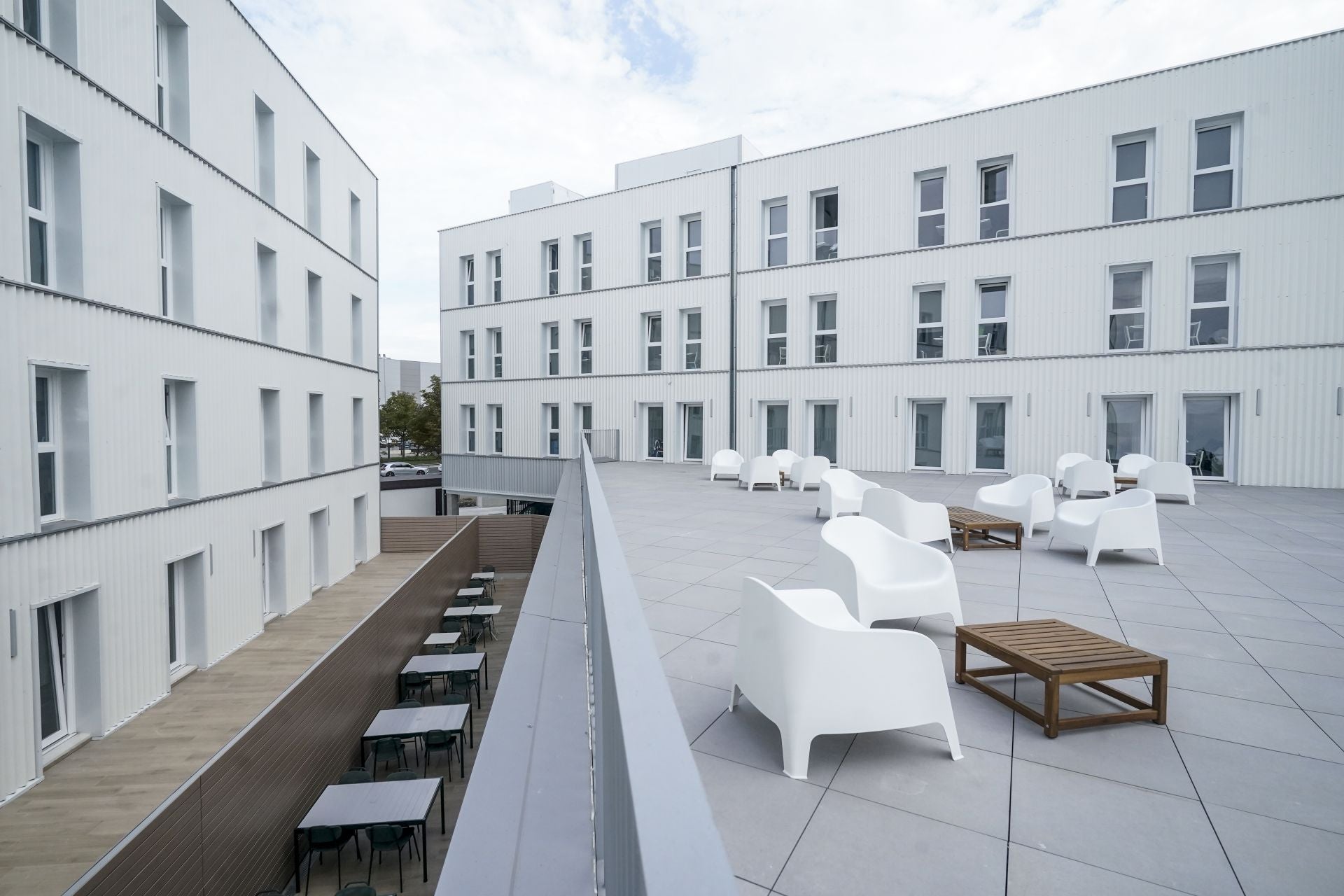 La inauguración de la residencia del Baskonia-Alavés en Salburua, en imágenes