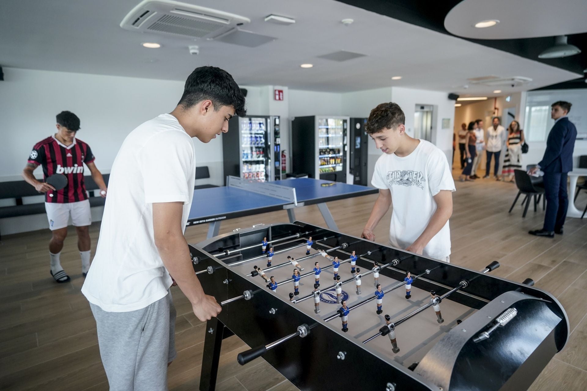 La inauguración de la residencia del Baskonia-Alavés en Salburua, en imágenes