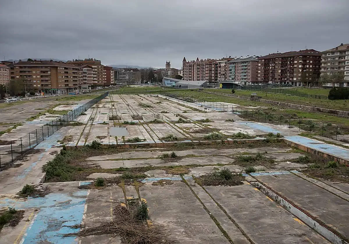 Los terrenos liberados de la antigua estación de tren albergarán este edificio.