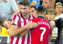 Laporte sustituyó a Berenguer pasada la hora de partido para ocupar el lugar del expulsado Vivián.