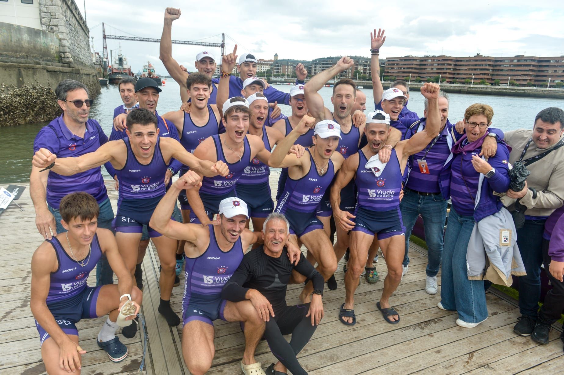 La gran fiesta de la &#039;Sotera&#039; tras conseguir el ascenso