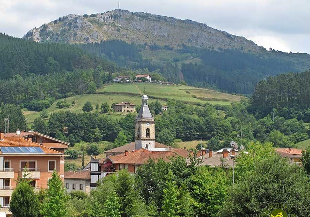 Areatza tiene prohibido el aparcamiento dentro de su casco histórico.