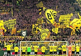 El Athletic organiza varios actos de hermanamiento entre aficiones en Dortmund