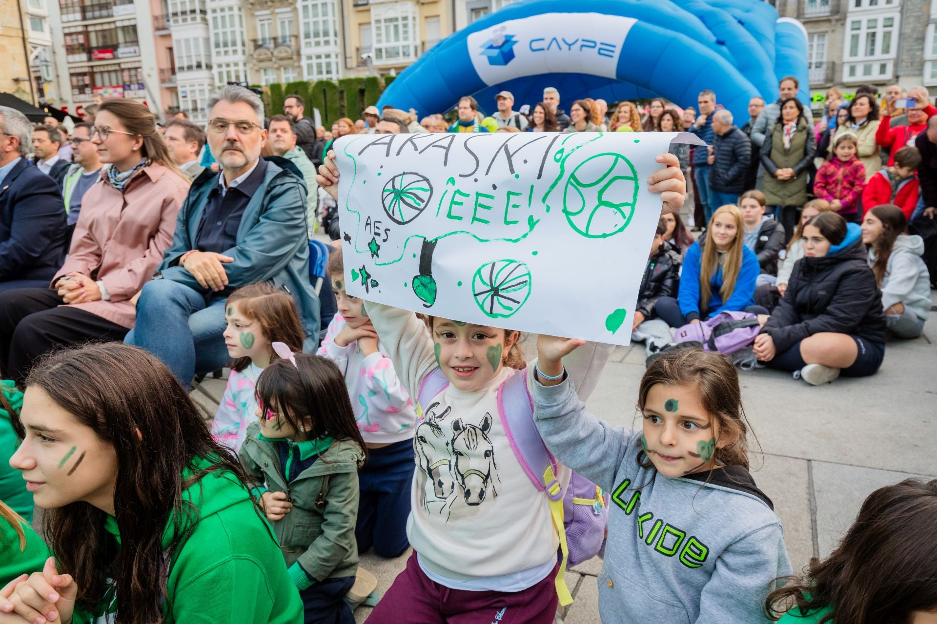 El Araski se presenta en sociedad en el centro de Vitoria