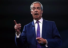 Farage acusa a los inmigrantes de comerse los cisnes de los parques de Reino Unido