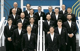 Los componentes del equipo europeo al completo, incluido el capitán y los vicecapitanes.