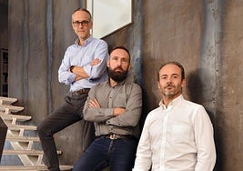 Los cofundadores de Robopedics Iván Martínez, Dionís Guzmán y Marc Serra.