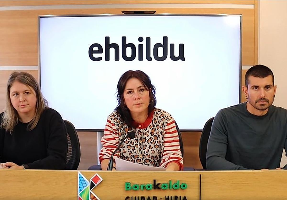 Los concejales Belit Solar, María Solar y Koldo Plazas.