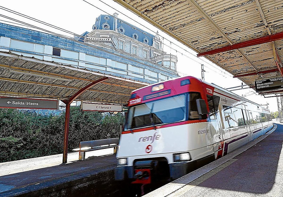 El servicio de Renfe entre Barakaldo y Santurtzi no se restablecerá hasta «la próxima semana»