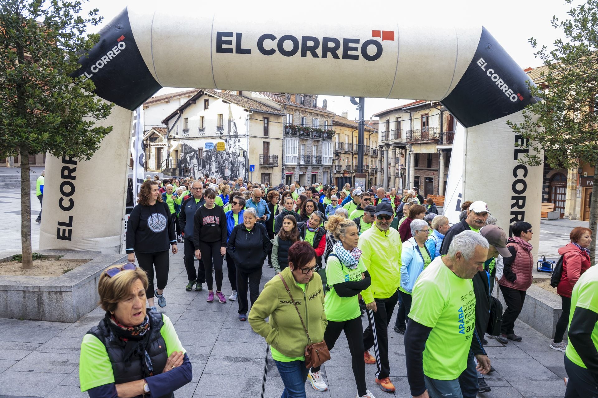Agurain se apunta a la marea verde contra el cáncer