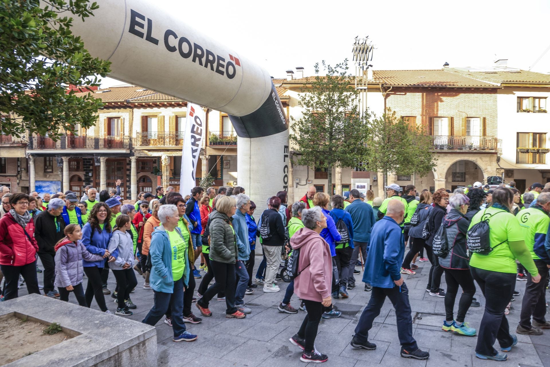 Agurain se apunta a la marea verde contra el cáncer