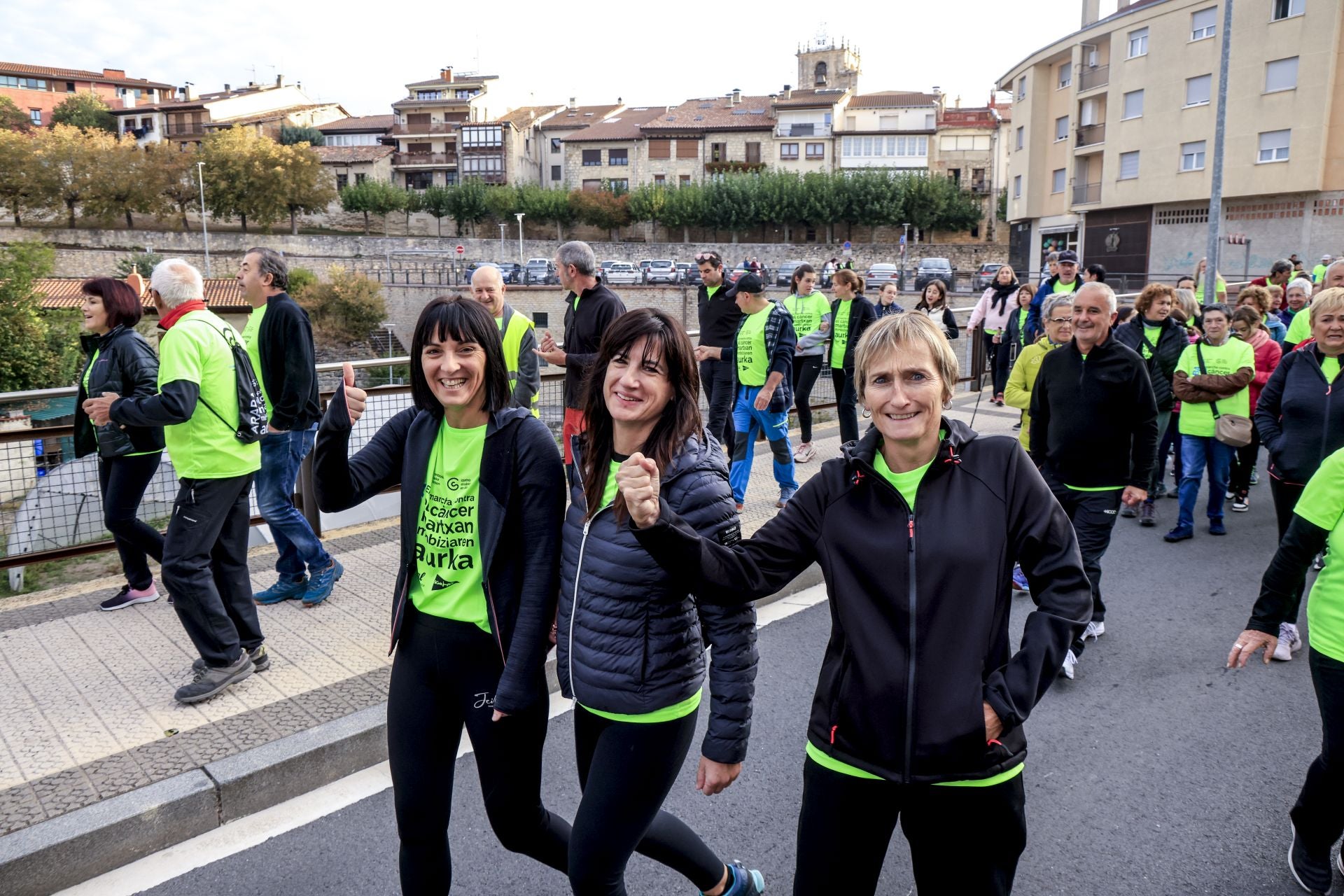 Agurain se apunta a la marea verde contra el cáncer