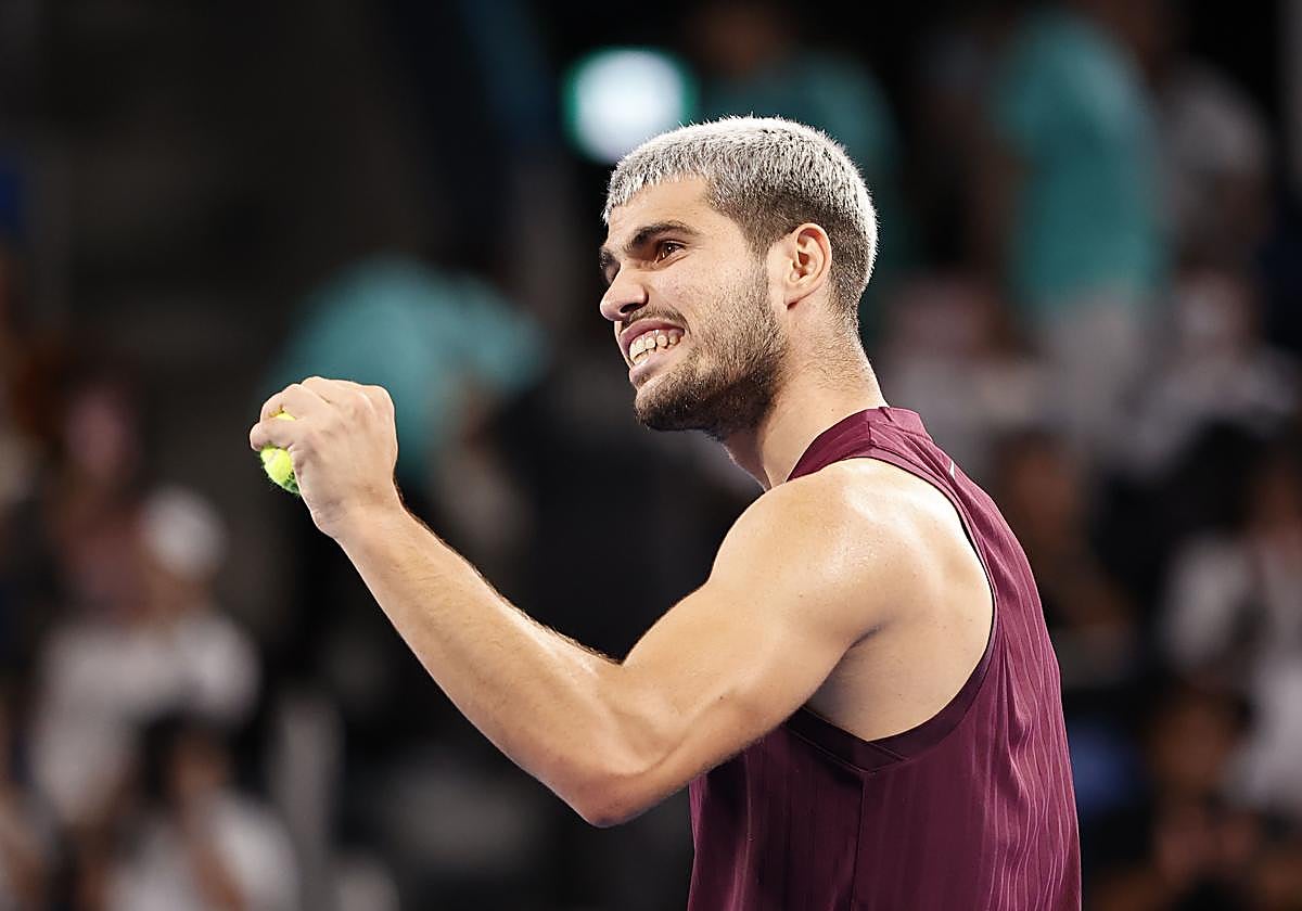 Alcaraz también maravilla en Japón