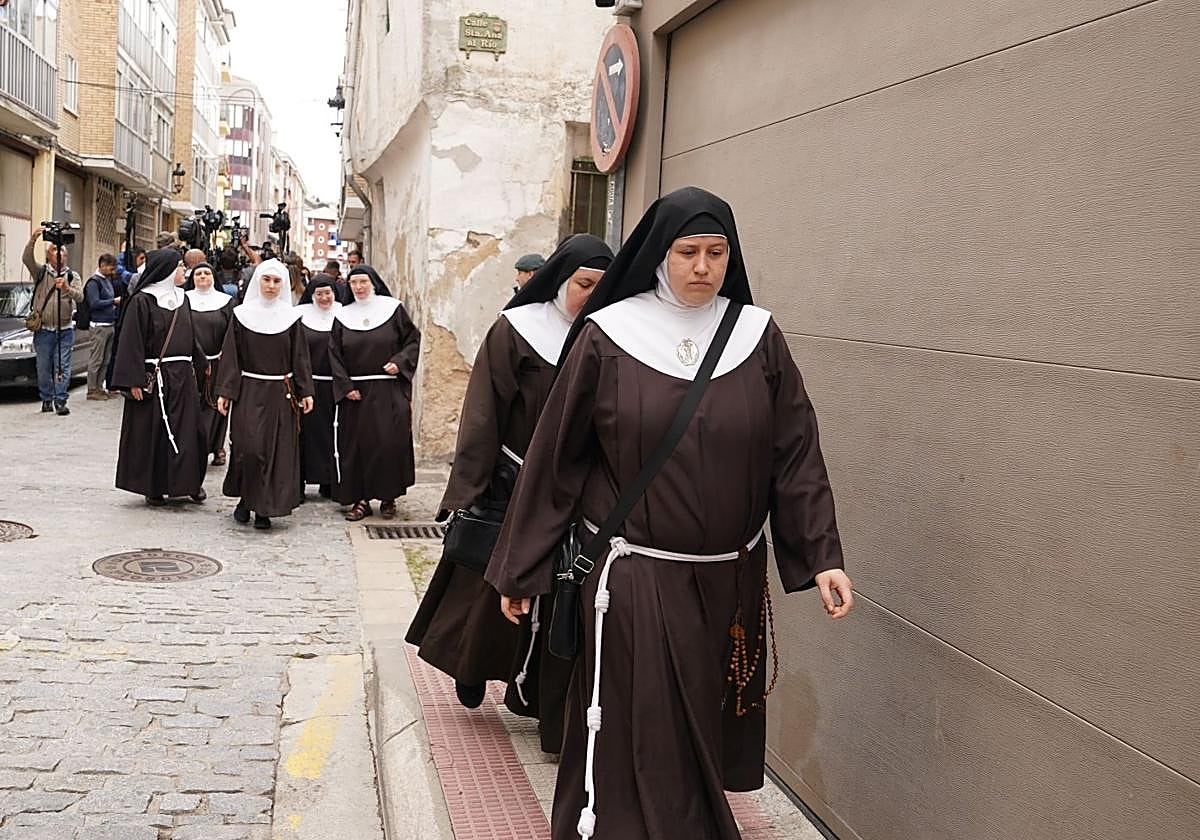 Las monjas cismáticas, retratadas en julio a su llegada al juzgado de Briviesca.