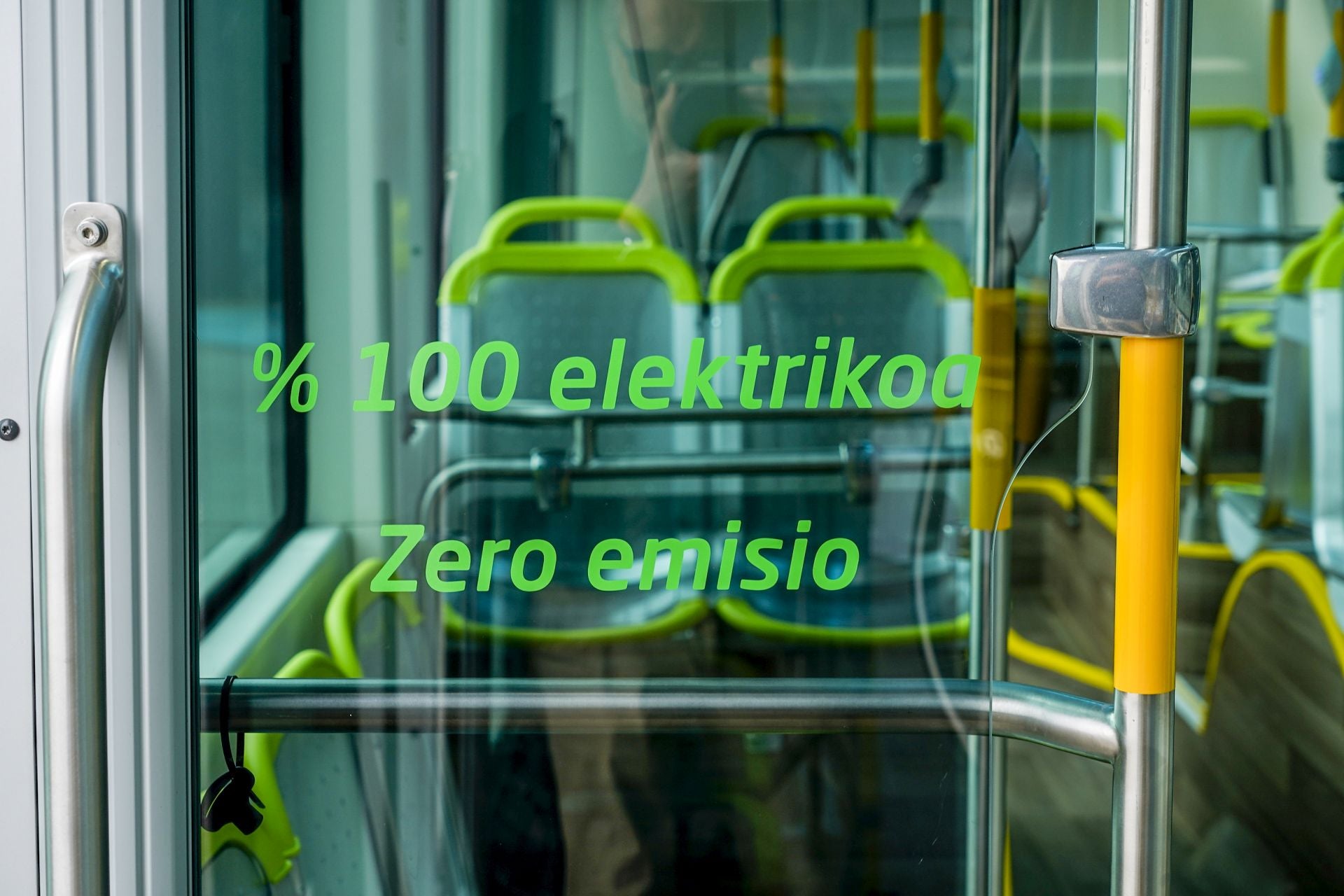 Así son los nuevos autobuses urbanos de Vitoria