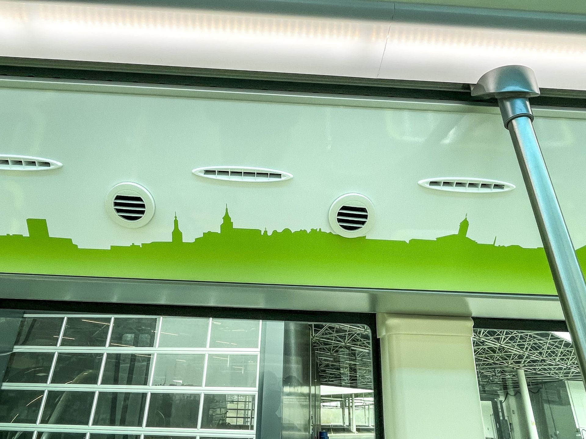 Así son los nuevos autobuses urbanos de Vitoria