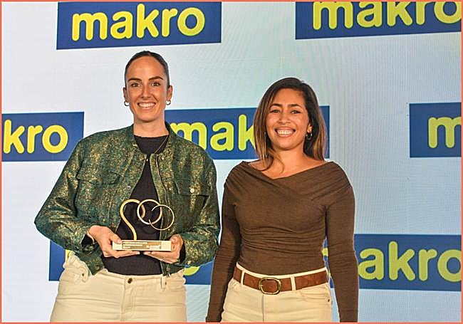 Olaia Fernández de la Cuadra (izquierda) y Diva Casciani, responsable de atención a la hostelería de Makro.