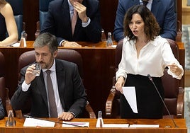 Ayuso usa a la izquierda abertzale para cargar contra la flotilla: «Quien con Bildu se acuesta, secuestrado se levanta»