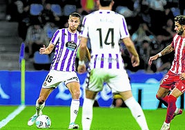 El futbolista de Alloza (25 años) se ha convertido ya en un referente en la capital vallisoletana a pesar de llevar pocos meses.