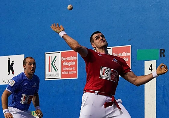 La volea de Ezkurdia funcionó mejor en la segunda parte del partido.