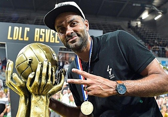 Parker, propietario del Asvel desde 2014, durante la celebración de un título.