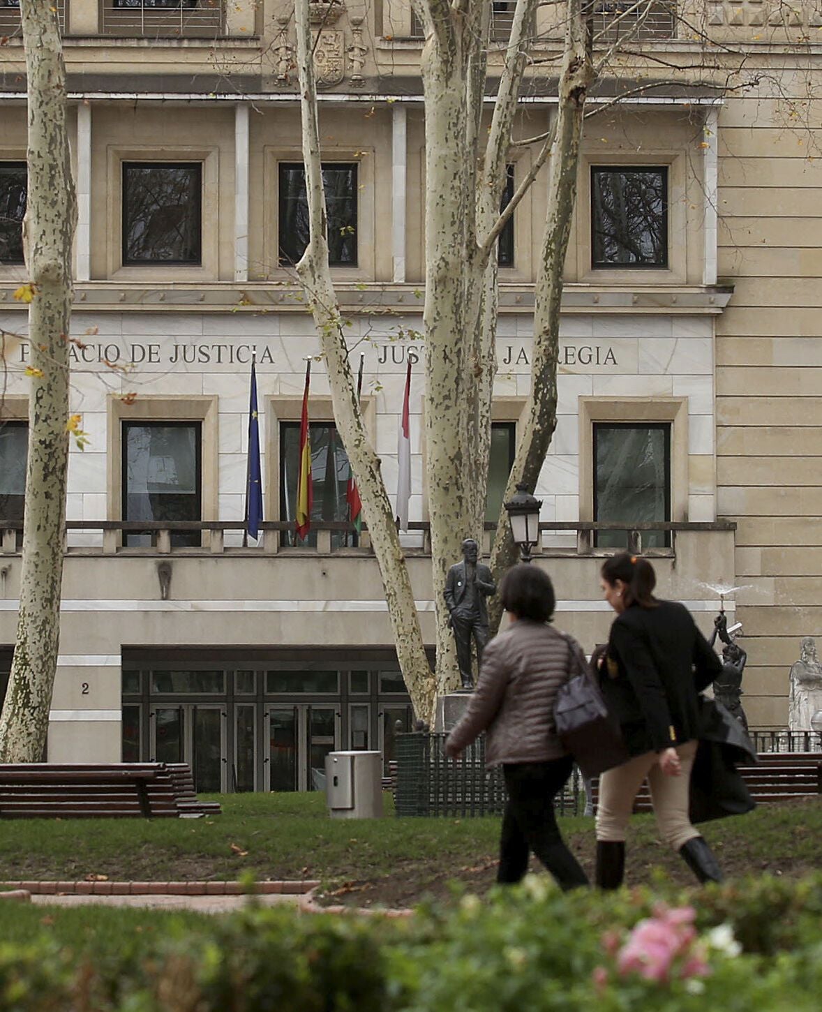 Avalan el despido a un trabajador de ITP de baja por una lesión en el hombro que daba clases de boxeo en Barakaldo