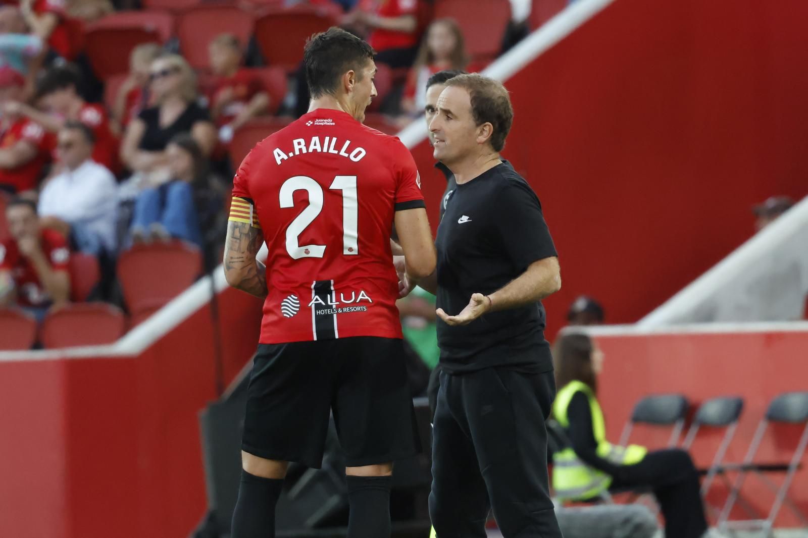 Arrasate capea el temporal en un Mallorca que zozobra