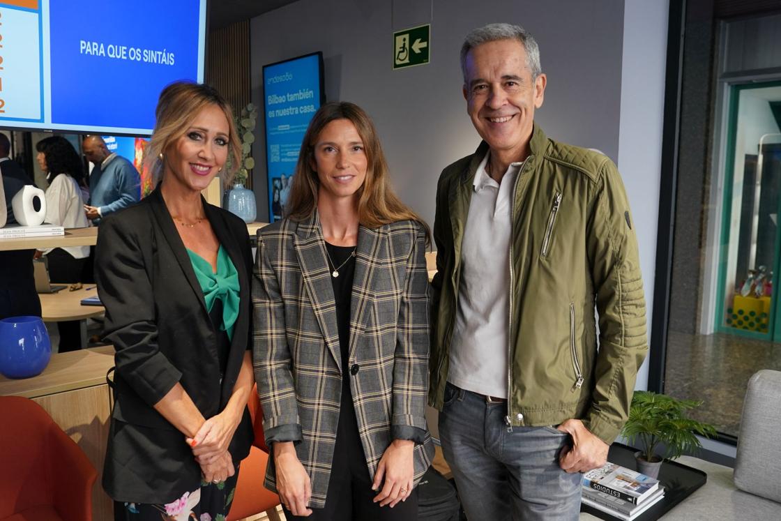 Leire Blasco, Olga Manzanos y Jorge Aio.
