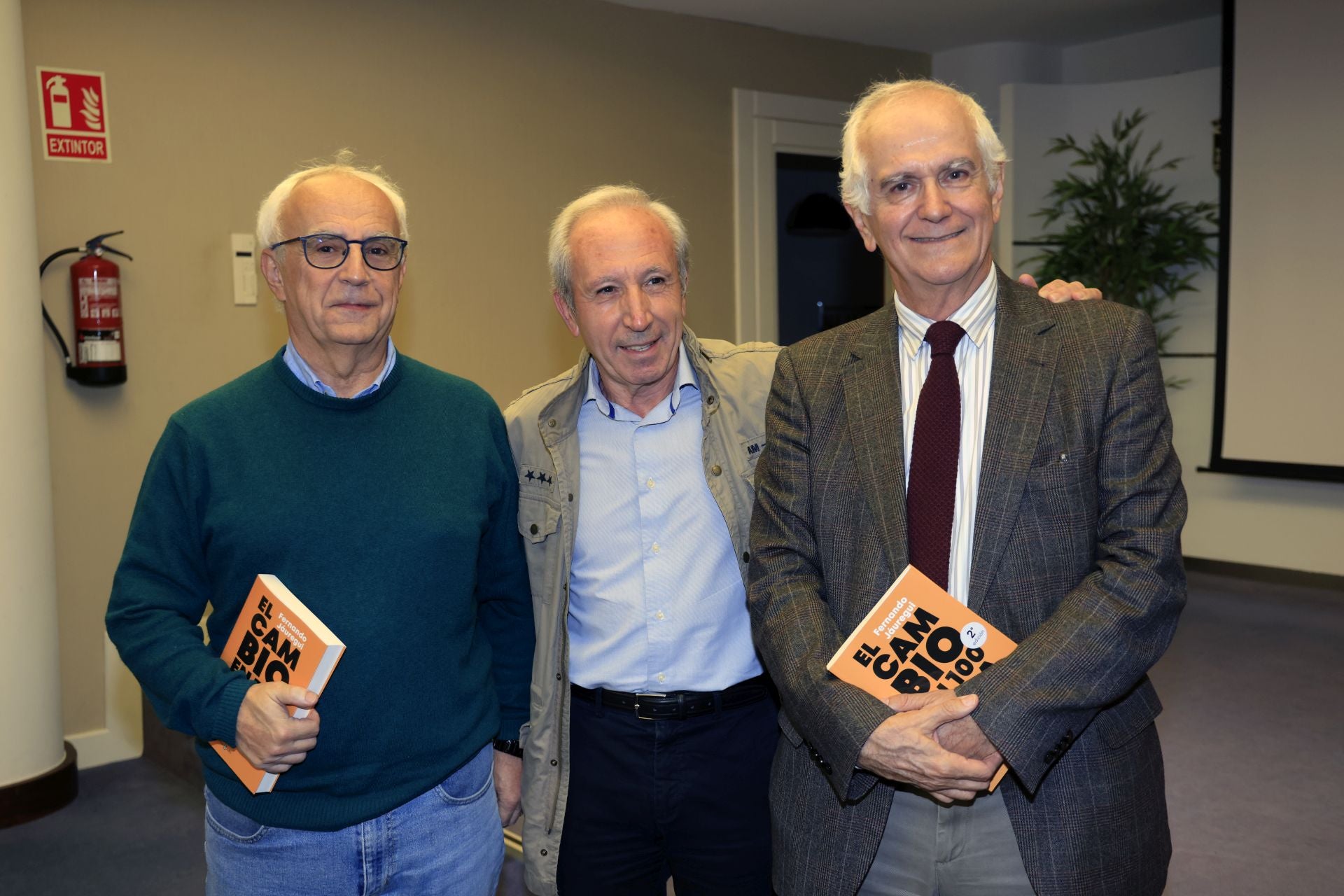 Luis Saracho, Aureliano Vicente y Juan Carlos Flores.