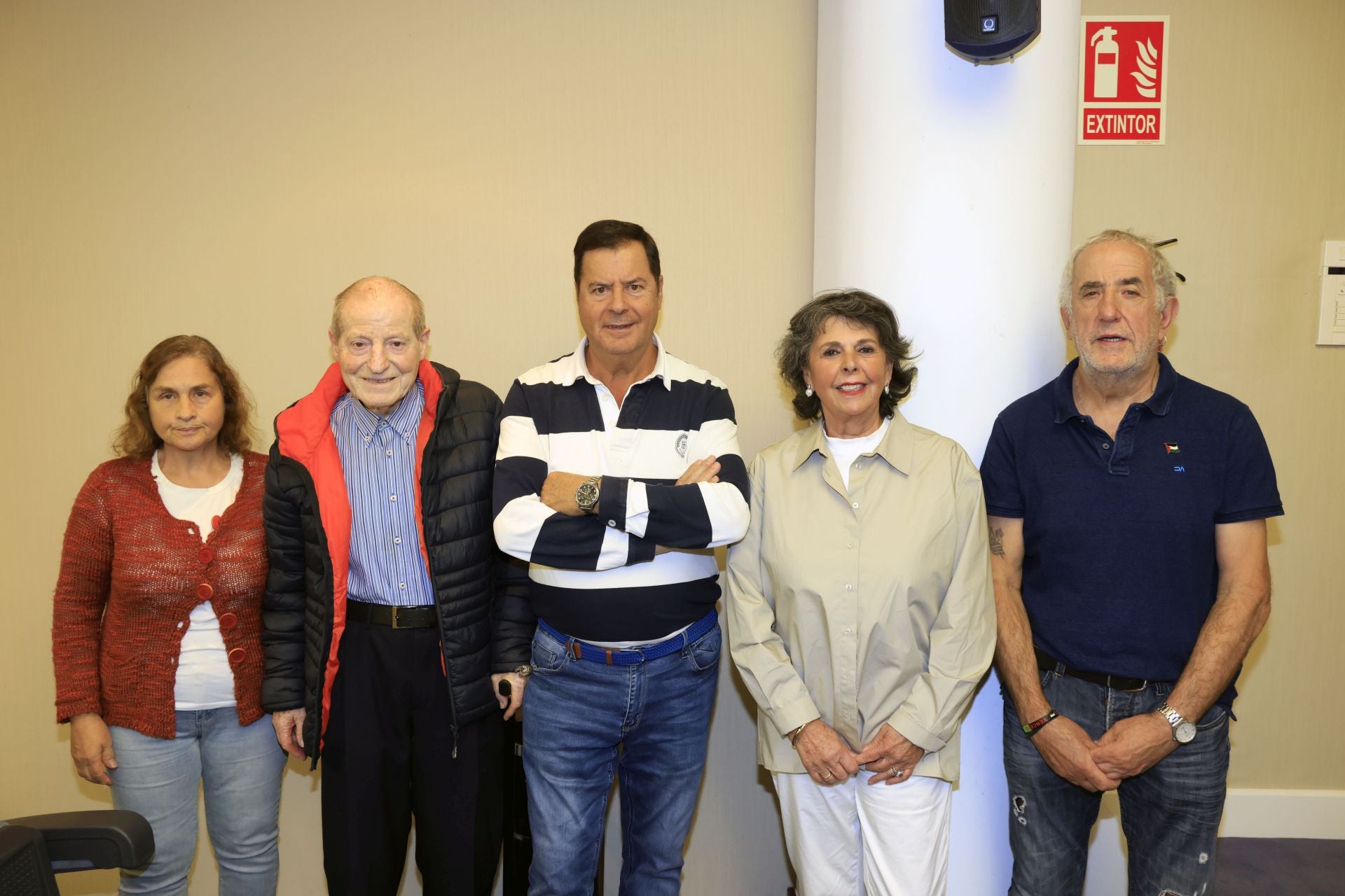 Toñi de la Iglesia, José Pérez, Rufino Gutiérrez, Juana Mari Díaz y Patxi Aguirrezábal.