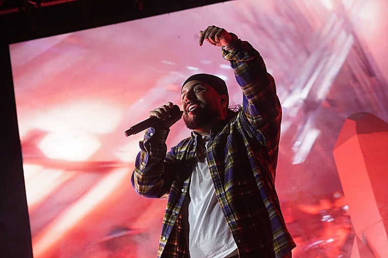 Cruz Cafuné en el inicio del concierto.