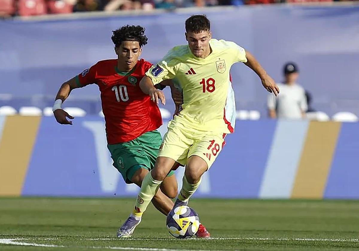 El jugador vizcaíno salió de inicio ante Marruecos en el debut, pero desde el banquillo después frente a México y Brasil.