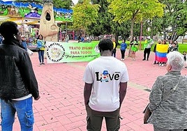 Hubo un círculo de silencio.