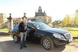 Imagen de una licencia de auzo-taxi en Amorebieta.