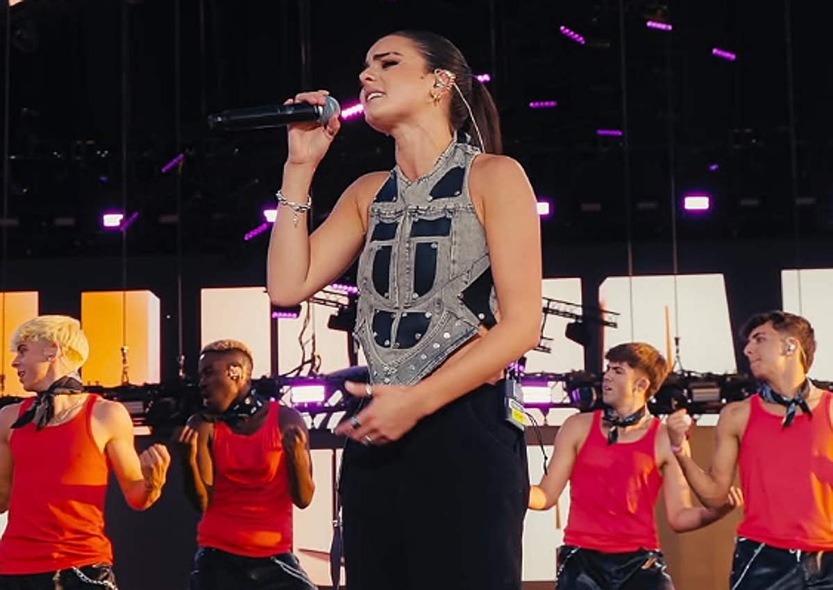 Imagen secundaria 1 - La influencer y médico bilbaína que participa en una de las series más vistas de Netflix