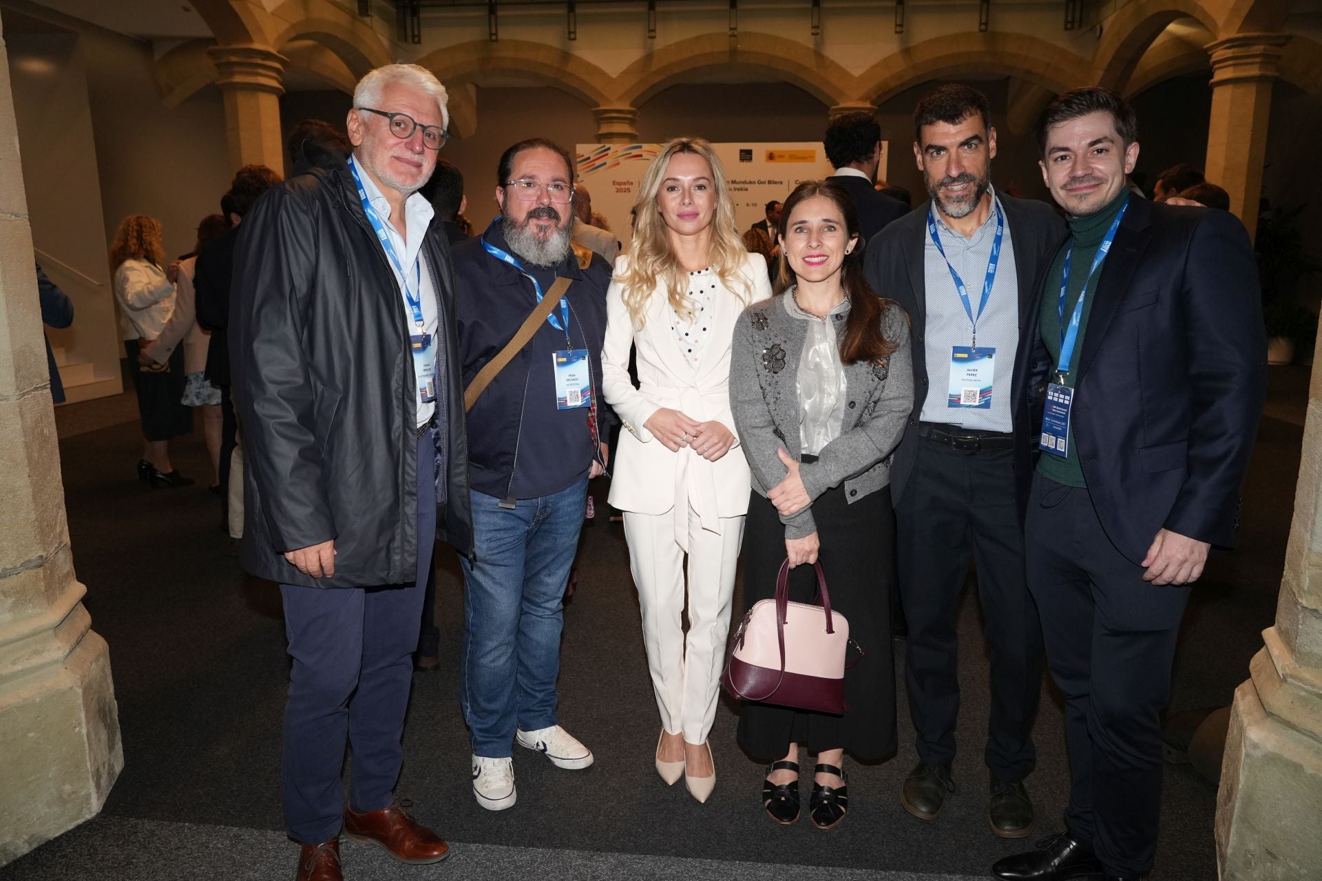 Joaquín Meseguer, Fran Delgado, Simona Zacharova, Rosario Pavese, Javier Pérez y José Luis Ros. 