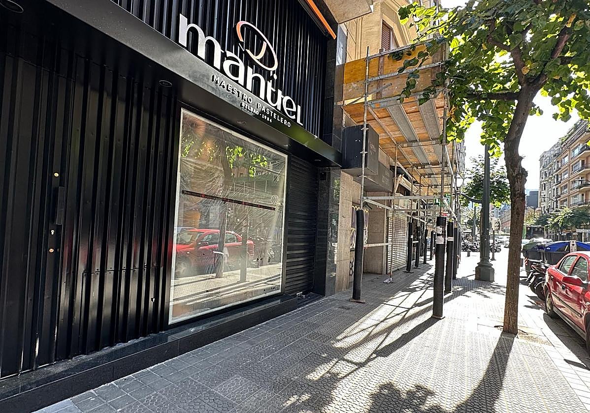 Don Manuel abre su nueva pastelería de Alameda Recalde, en Bilbao.