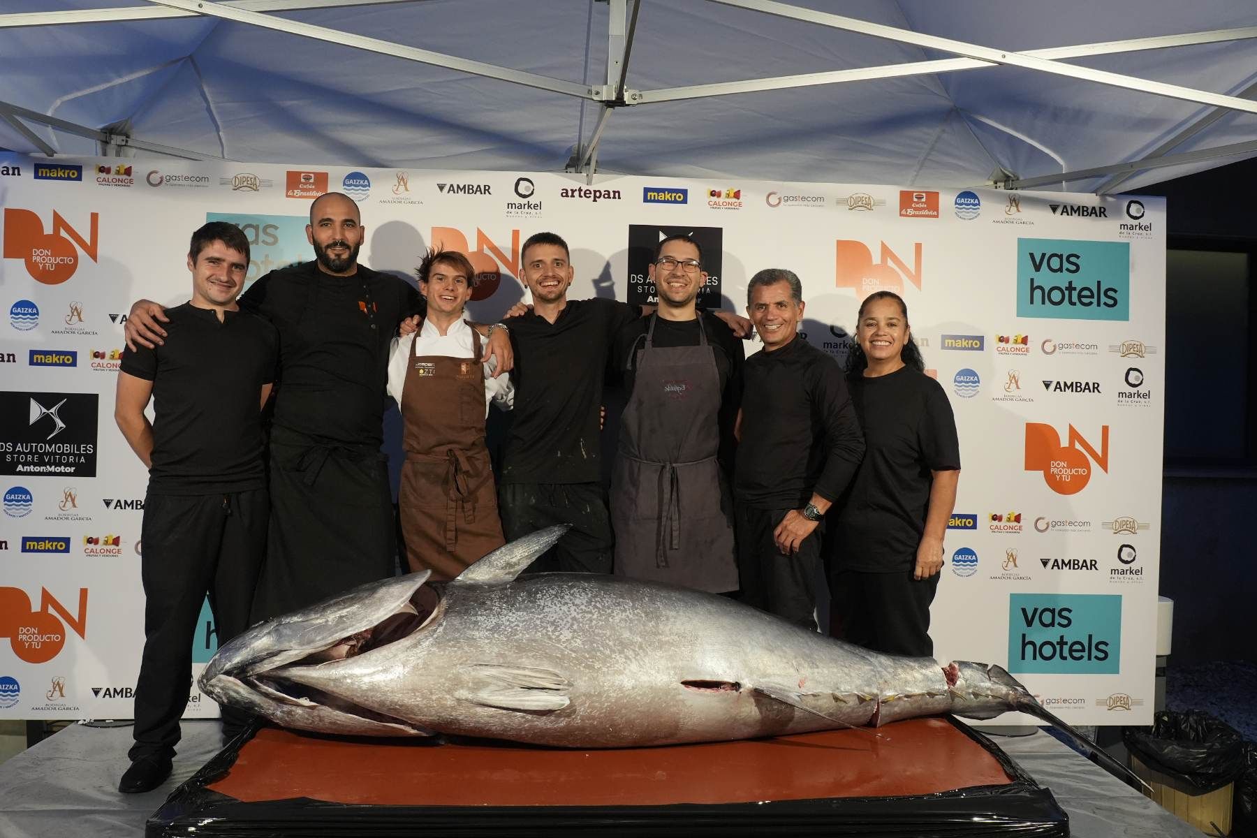 Julen Domínguez, Claudio Argiolas, Endika Beltrán de Guevara, Maider de Olano, Diego Grima, Regulo Concha y Patricia Concha.