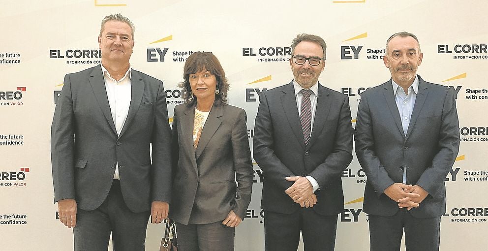 Javier Garcinuño, María Goti, Carmelo Lezana y Francisco Pedraza.